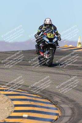 media/Feb-03-2024-SoCal Trackdays (Sat) [[767c60a41c]]/1-Turns 9 and 10 (940am)/